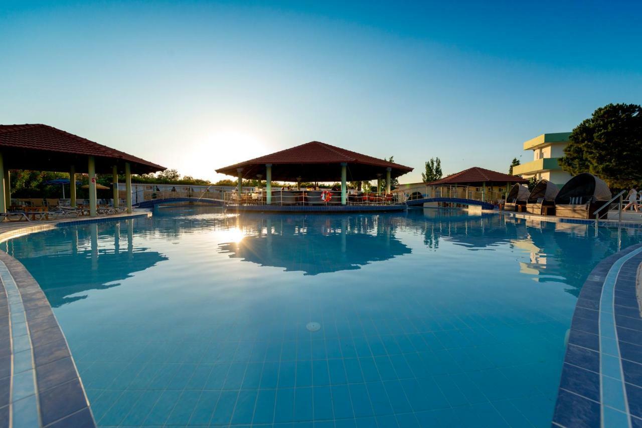 Fantasy Hotel Kolymbia Exterior photo